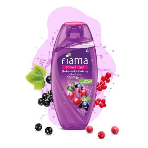 Fiama Body Wash Shower Gel Blackcurrant & Bearberry, 250ml, Body Wash for Women & Men with Skin Conditioners for Radiant Glow